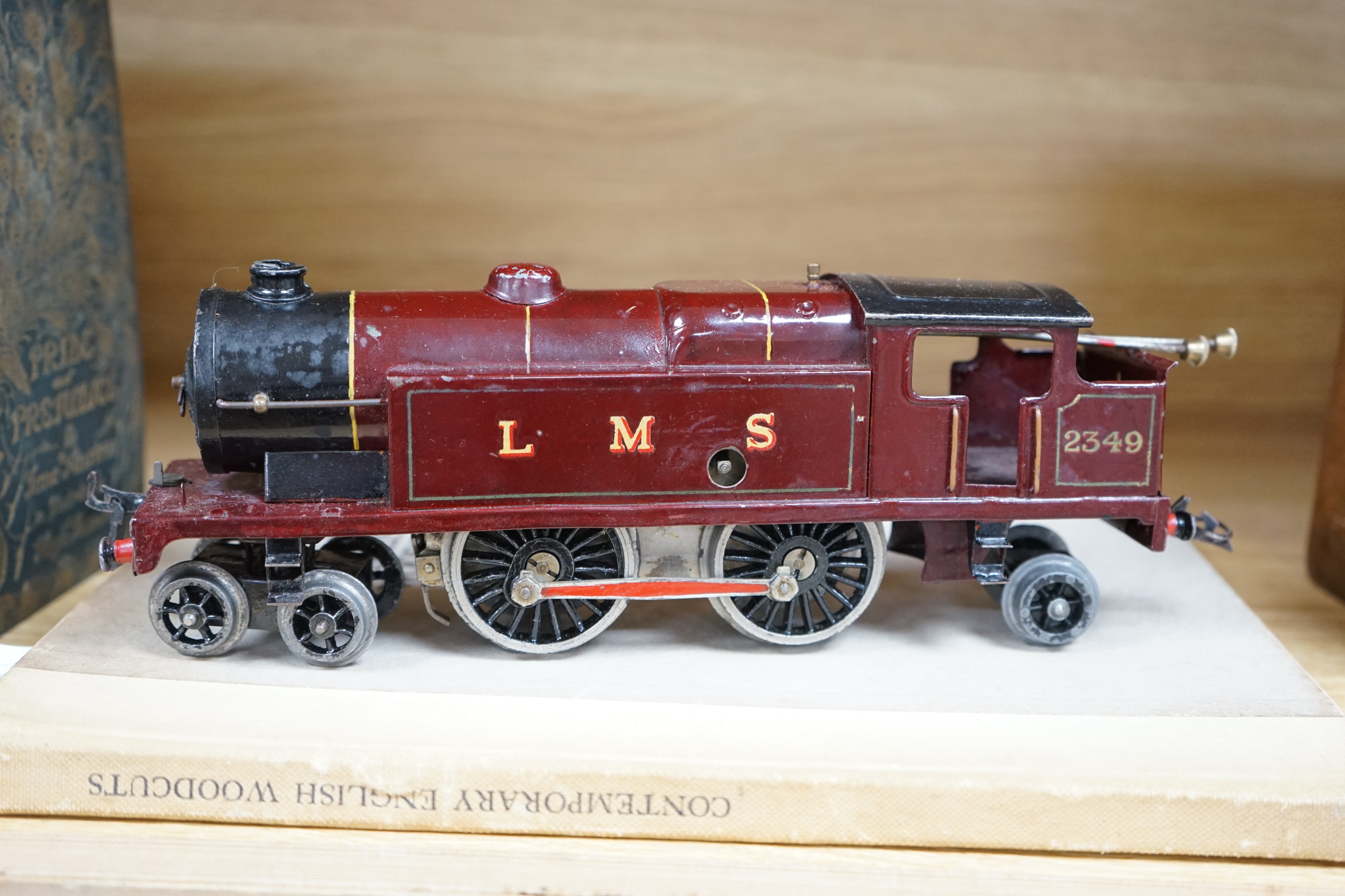 A Hornby gauge O train collection including No. 2 LMS clockwork tank locomotive no. 2349, largely pre-war